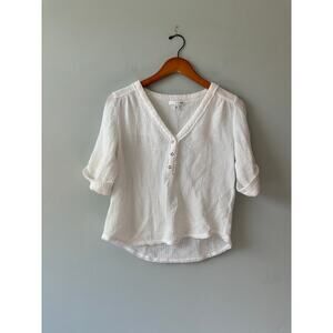 ROI White Textured Cotton Blouse